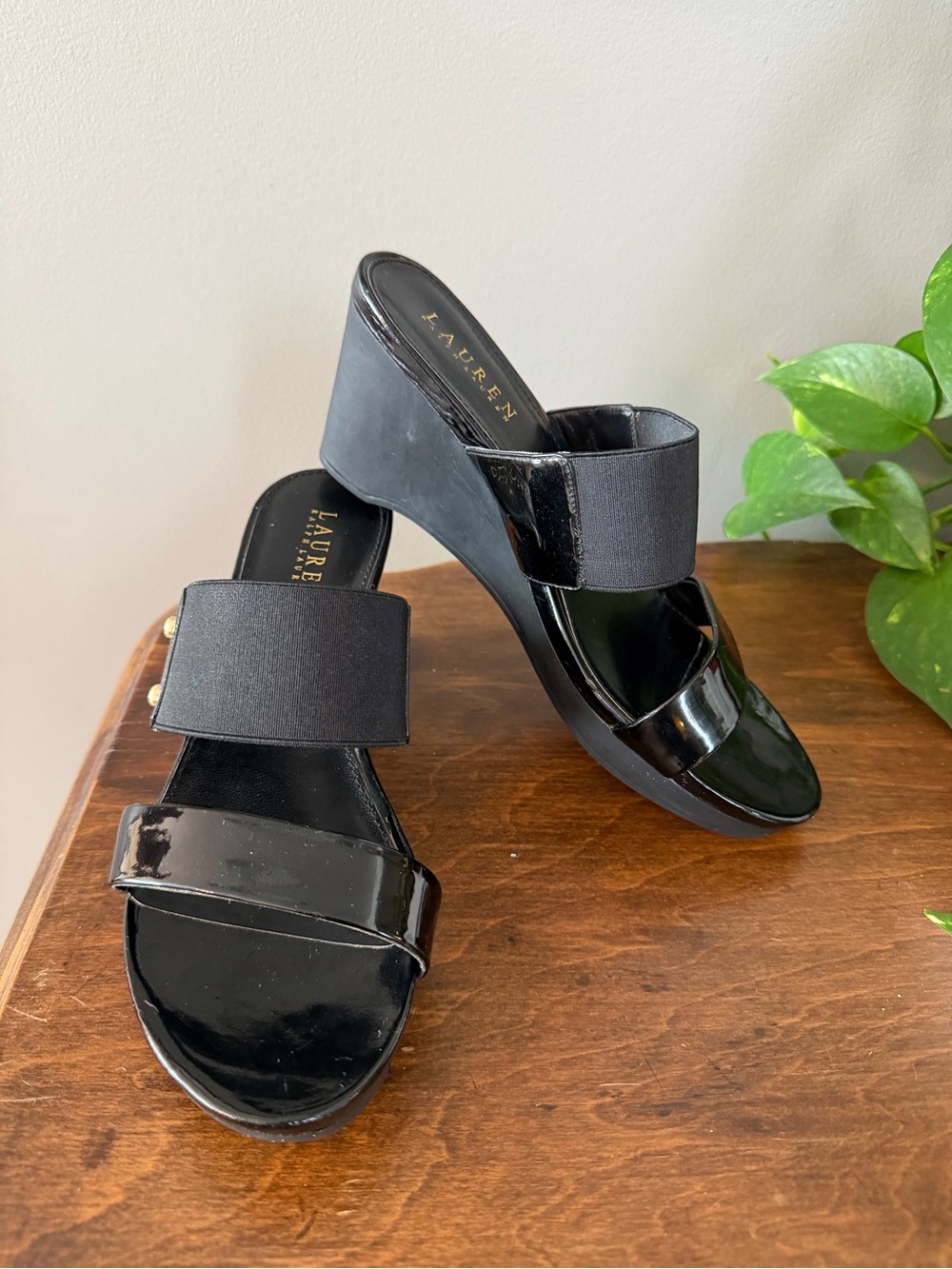 Lauren Ralph Lauren Black Patent Slide Wedge Sandals. Size 8
